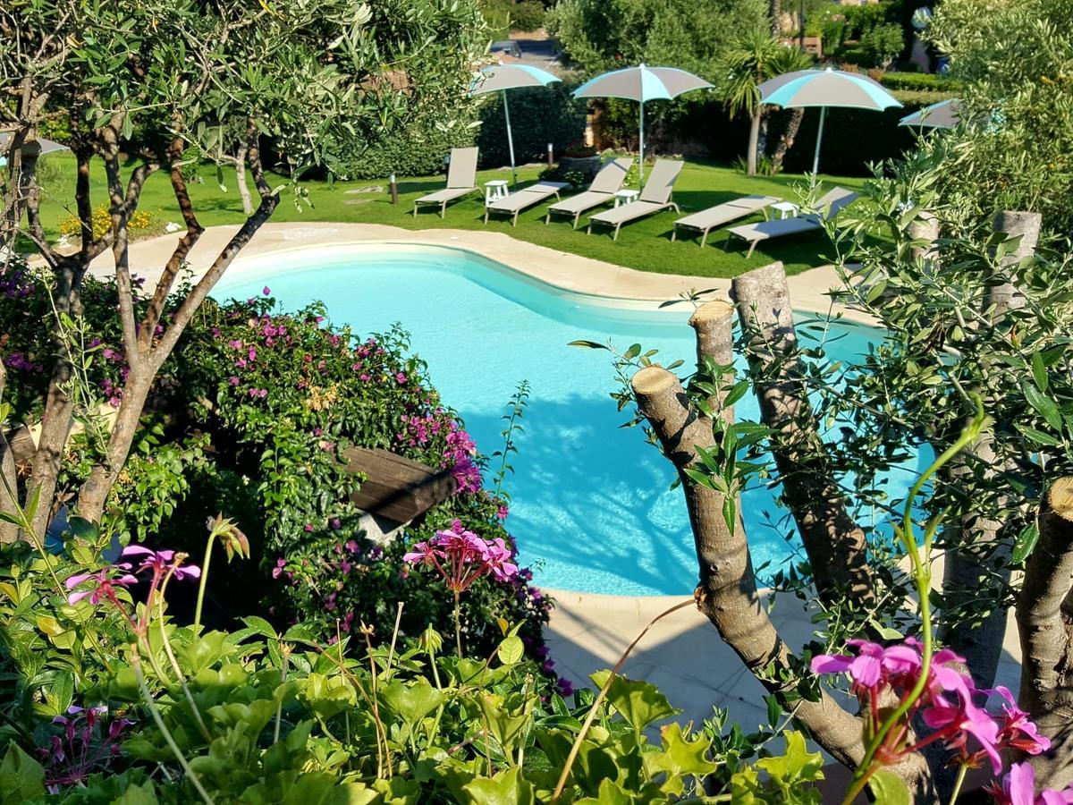 Geco Di Giada Art Suites - Adult Only Porto Rotondo Kültér fotó