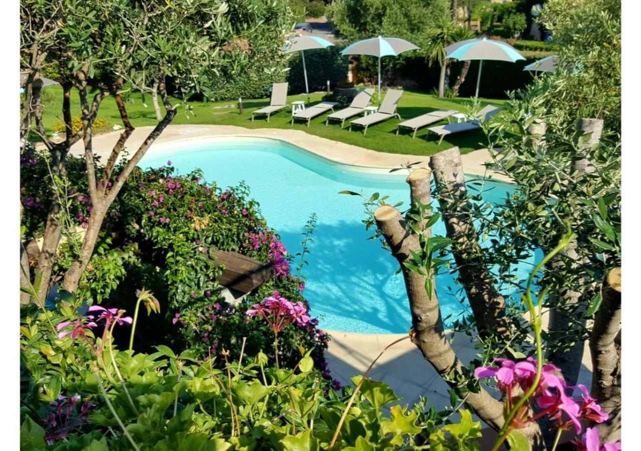 Geco Di Giada Art Suites - Adult Only Porto Rotondo Kültér fotó